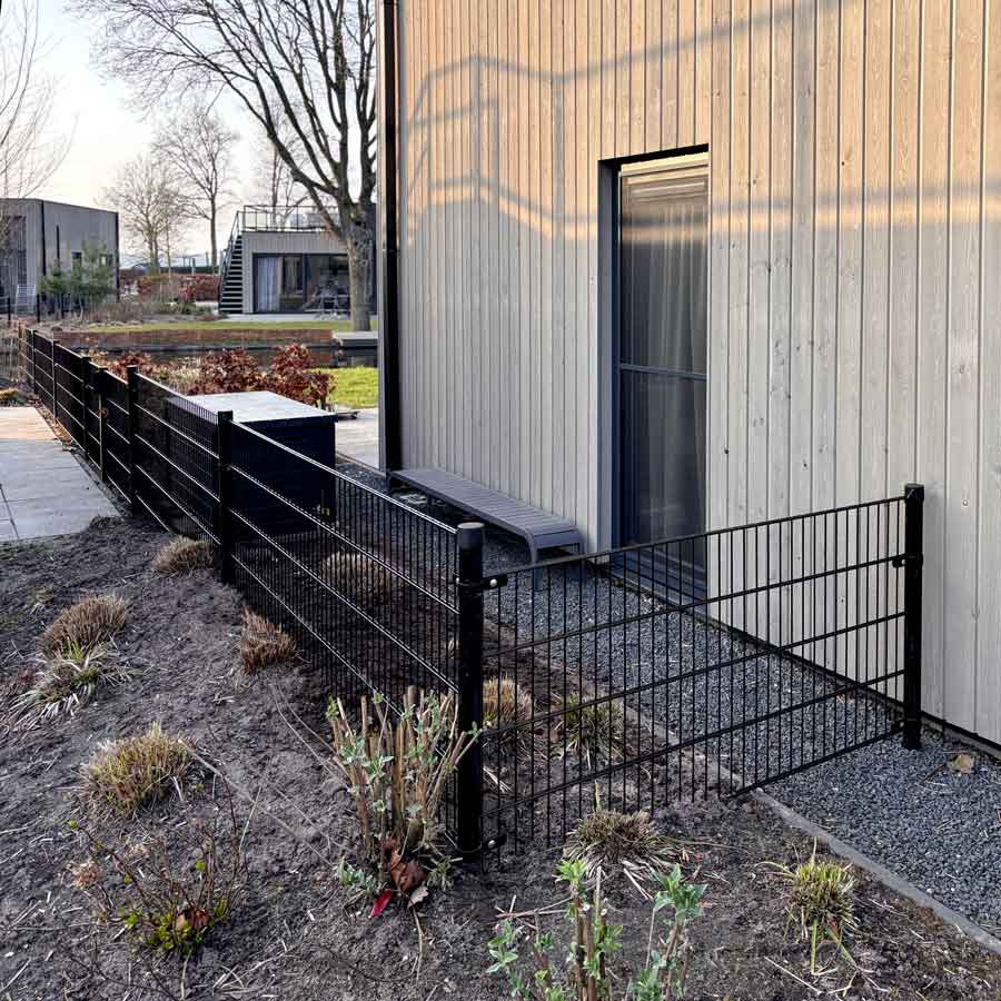Das Ferienhaus Notenboom 26, der neue Zaun